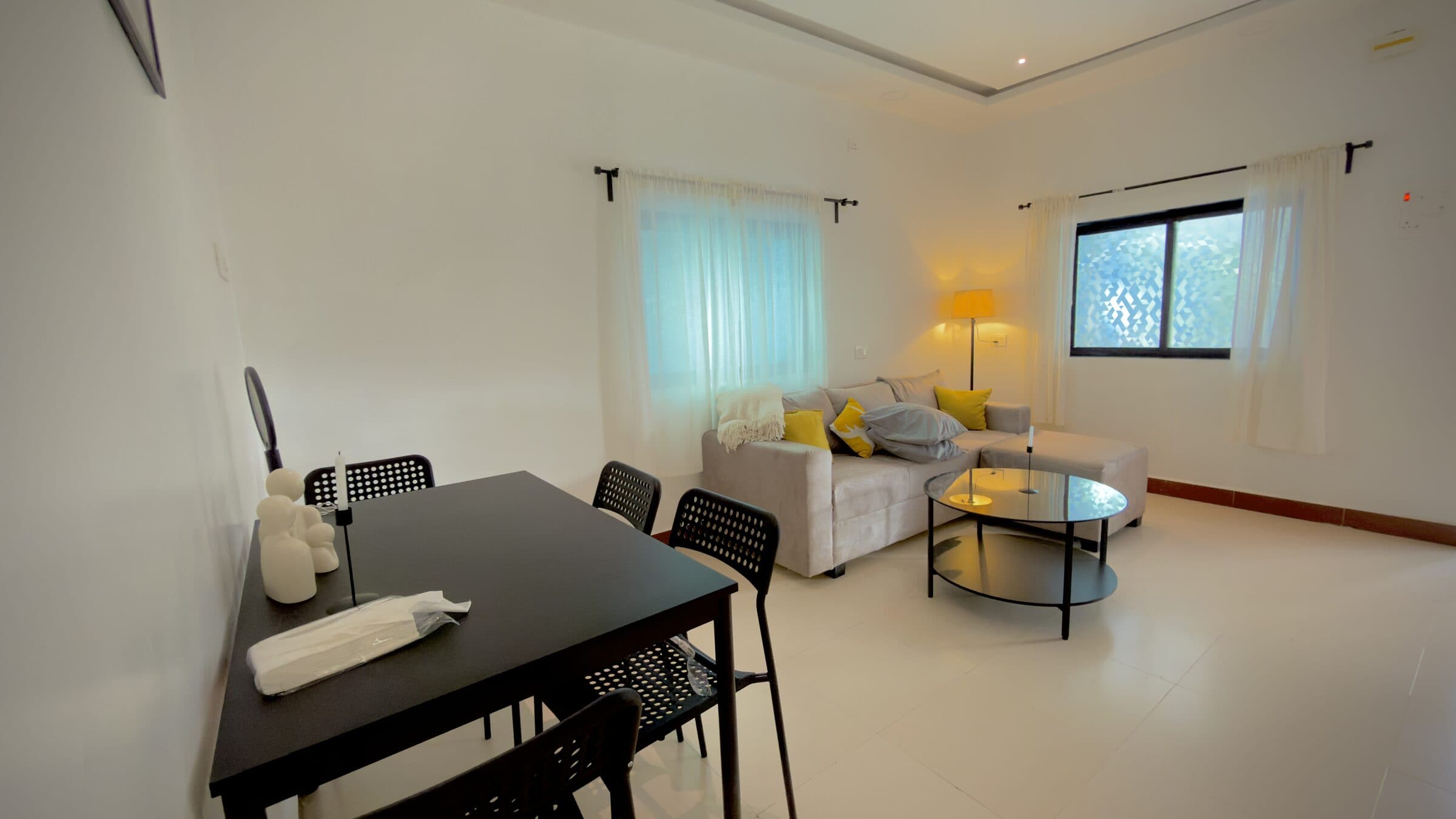 Spacious Living Area — view 3